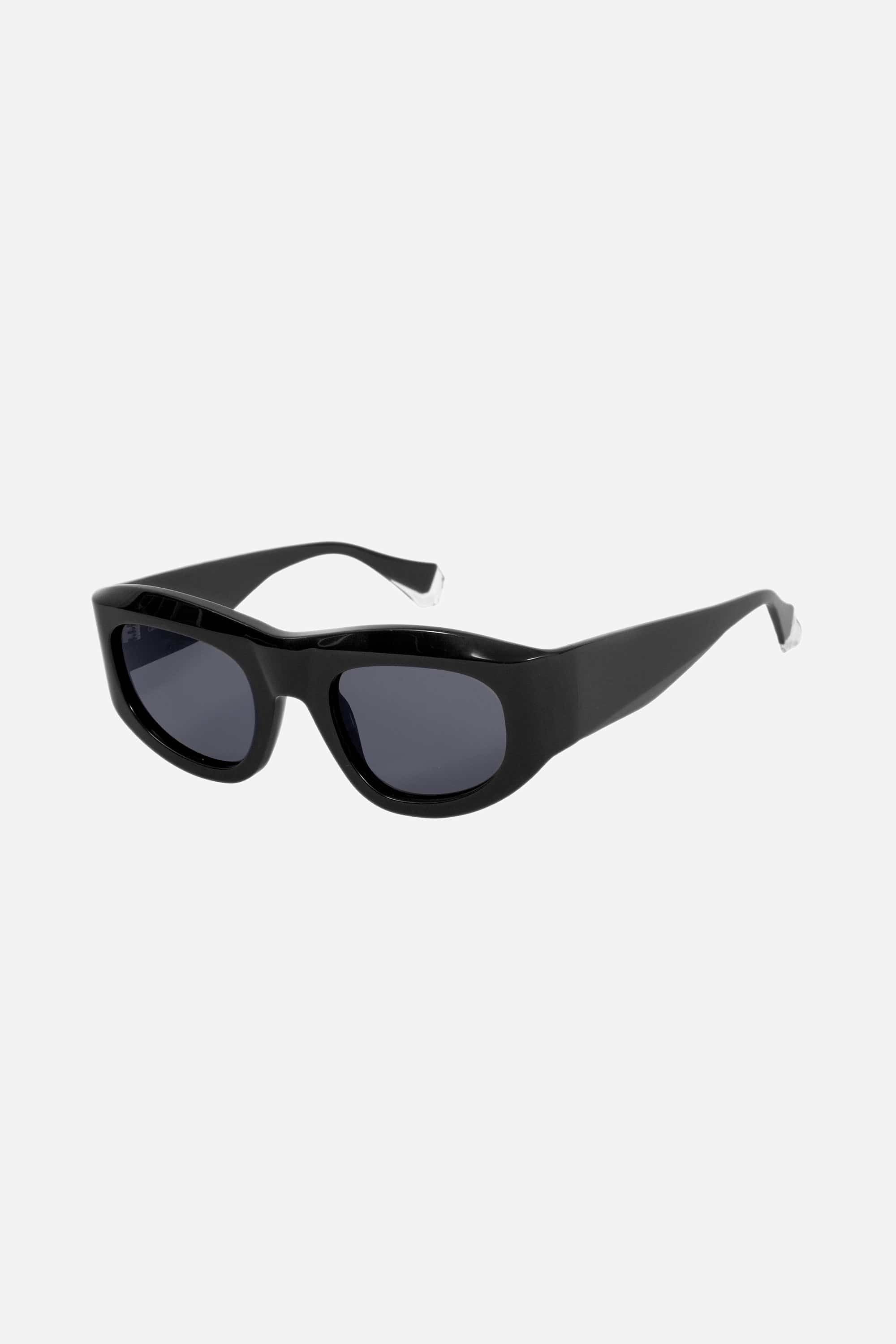 Gigi Studios wrap around black sunglasses