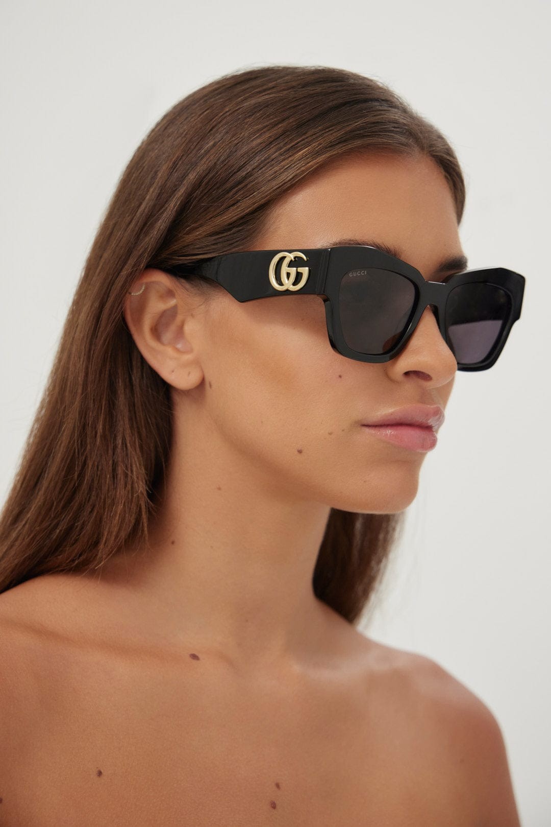 Gucci black chuncky cat eye sunglasses