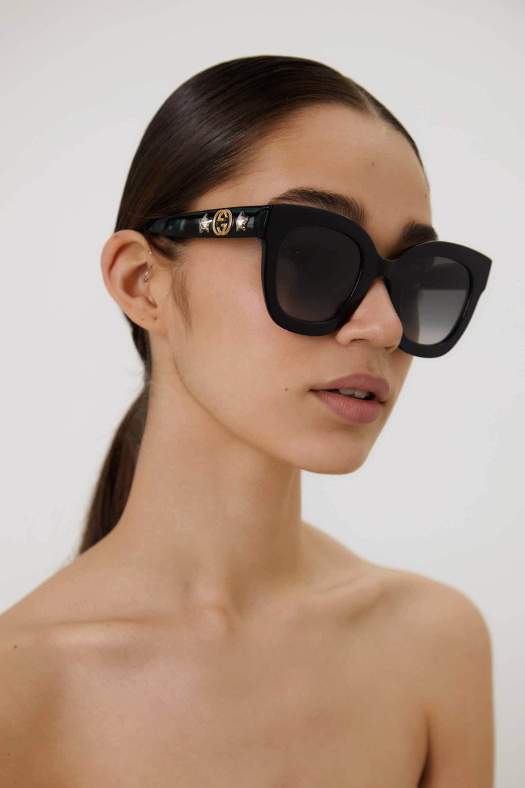 Gucci cat-eye femenine star sunglasses