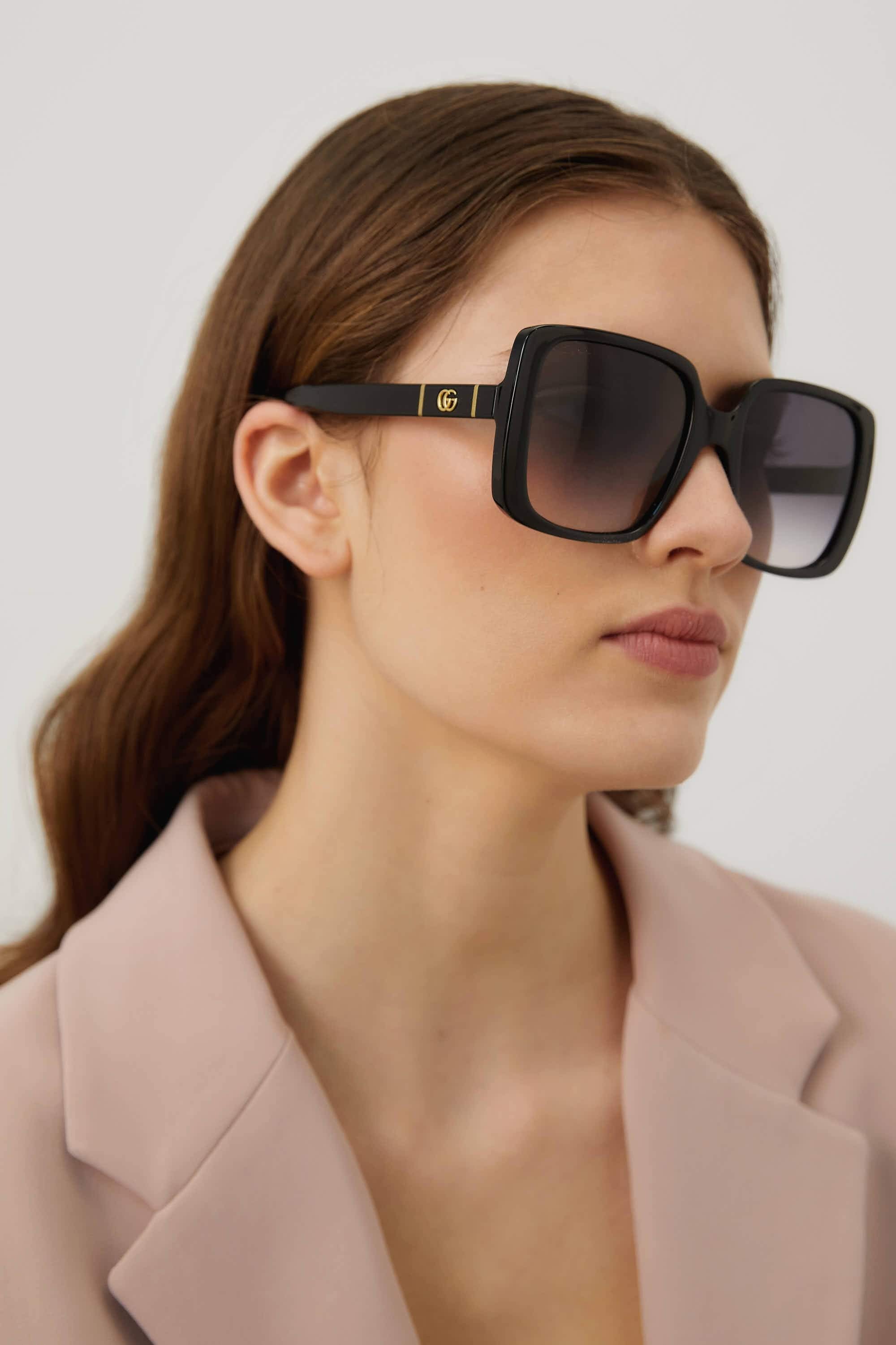 Gucci squared oversized femenine black sunglasses