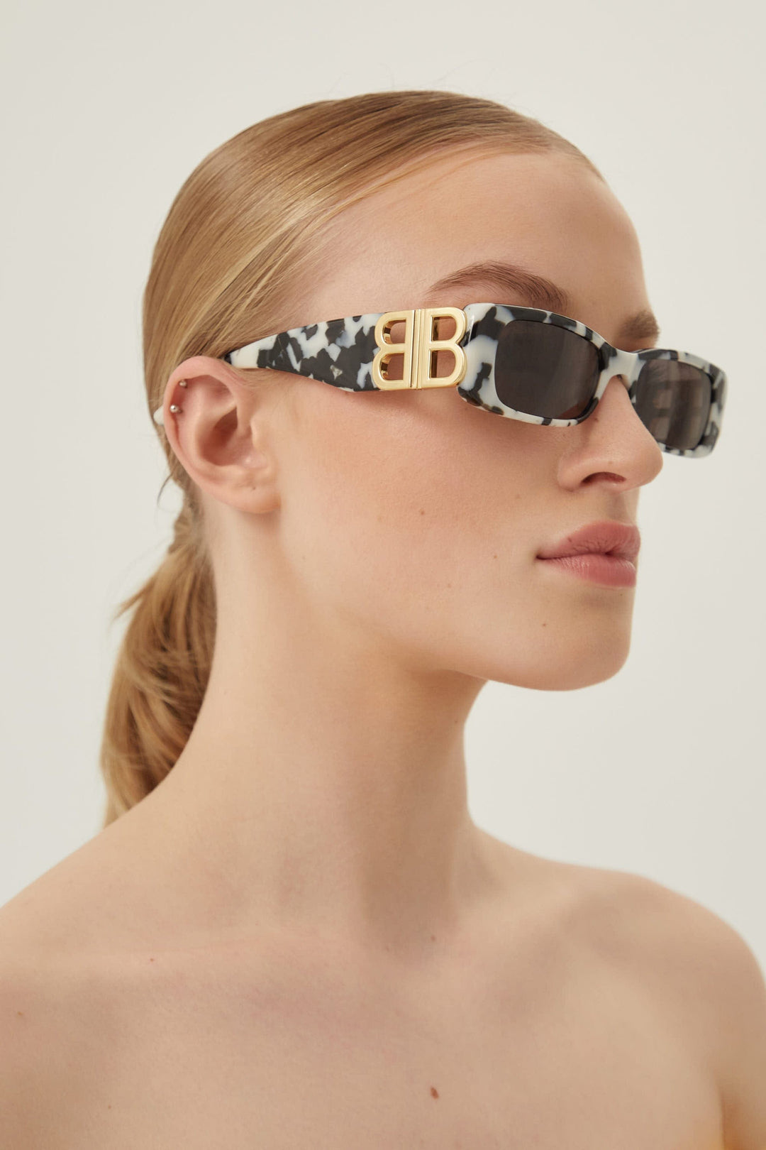 Balenciaga Dynasty zebra sunglasses