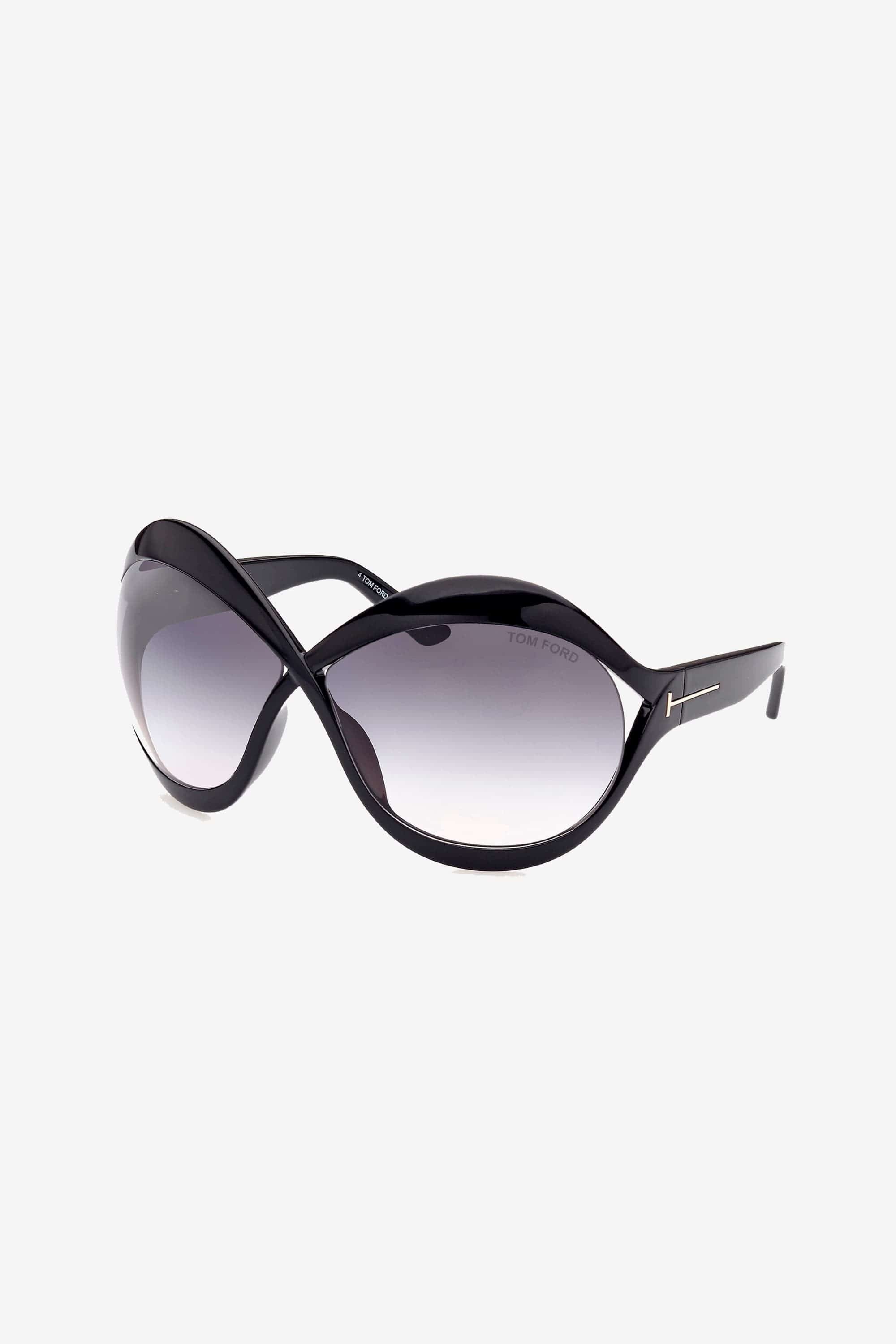 Tom Ford iconic femenine sunglasses in black