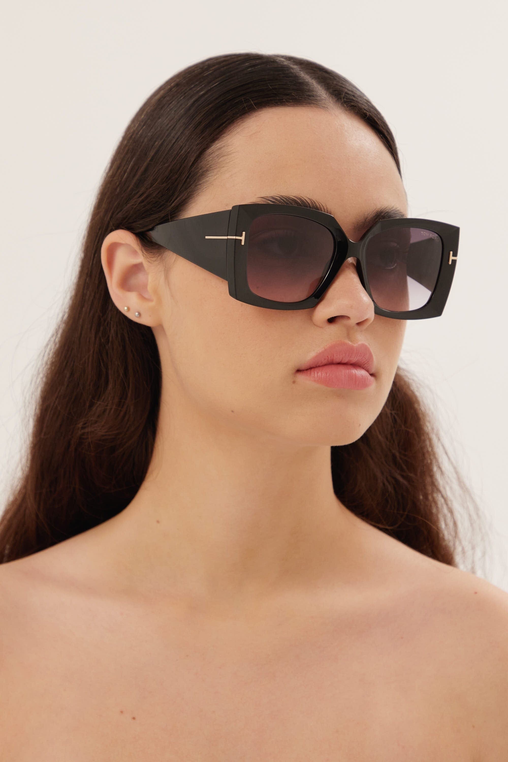 Tom Ford squared feminine sunglasses in black