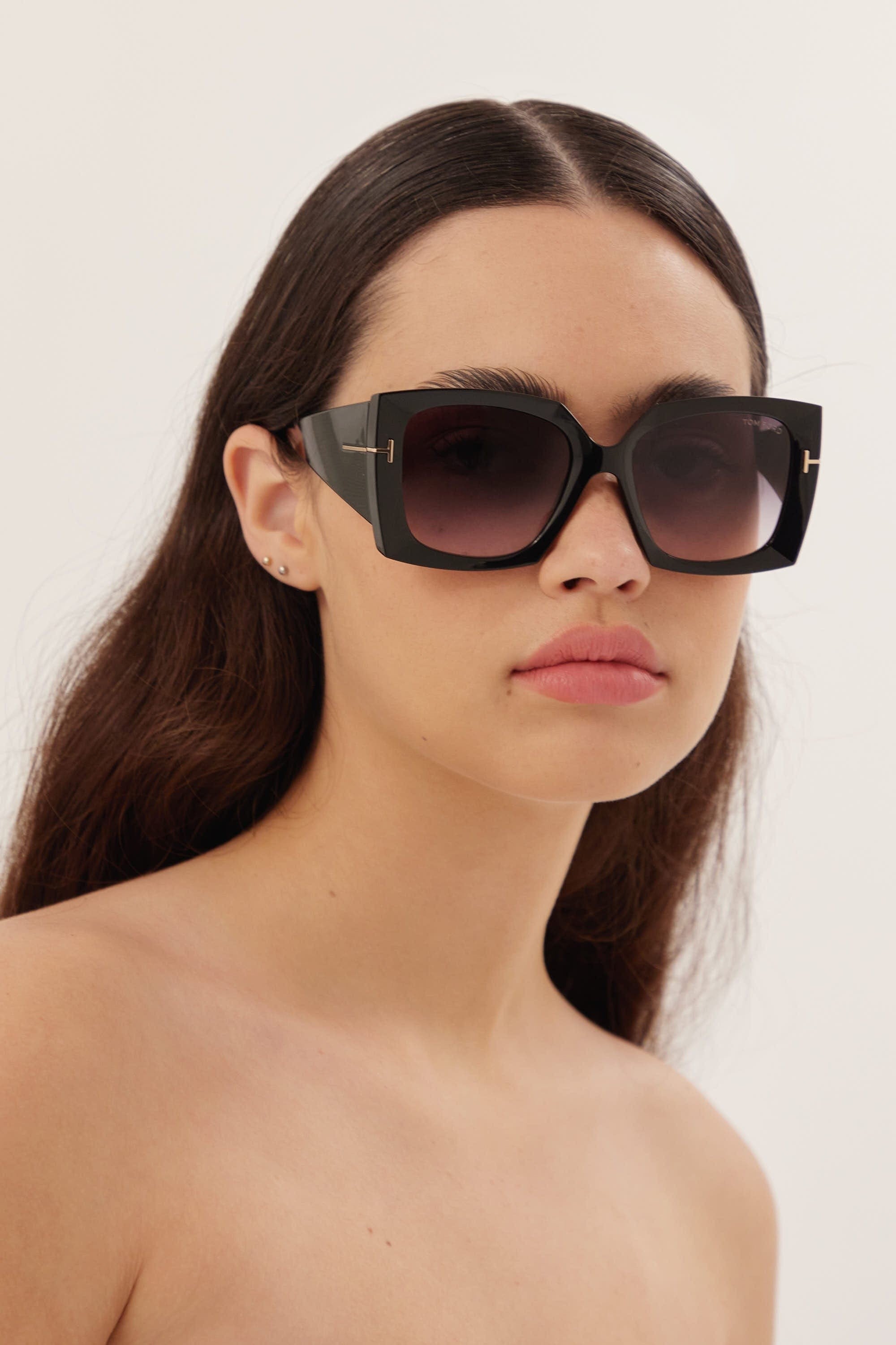 Tom Ford squared feminine sunglasses in black