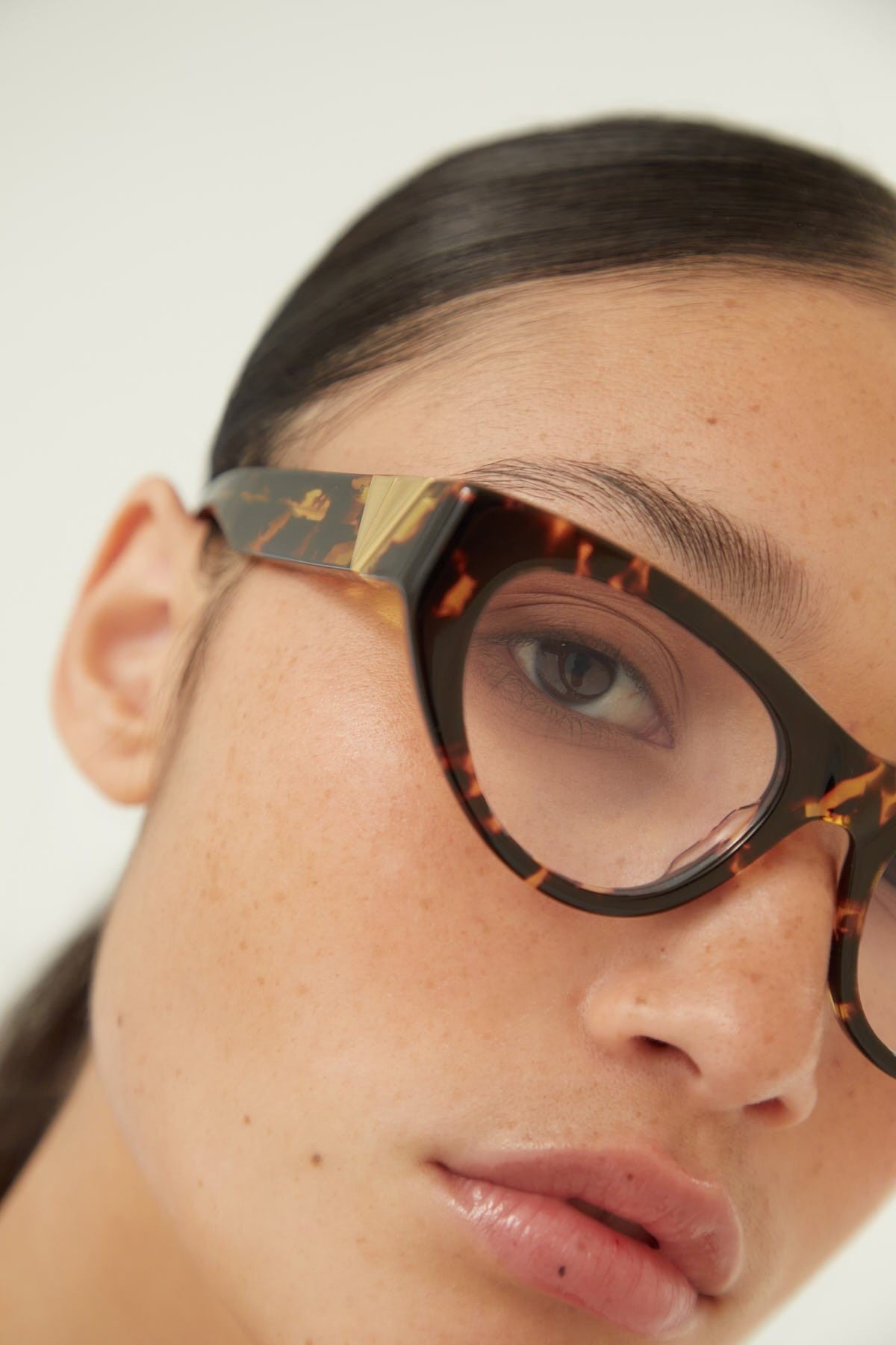 Bottega Veneta havana frame with triangle detail