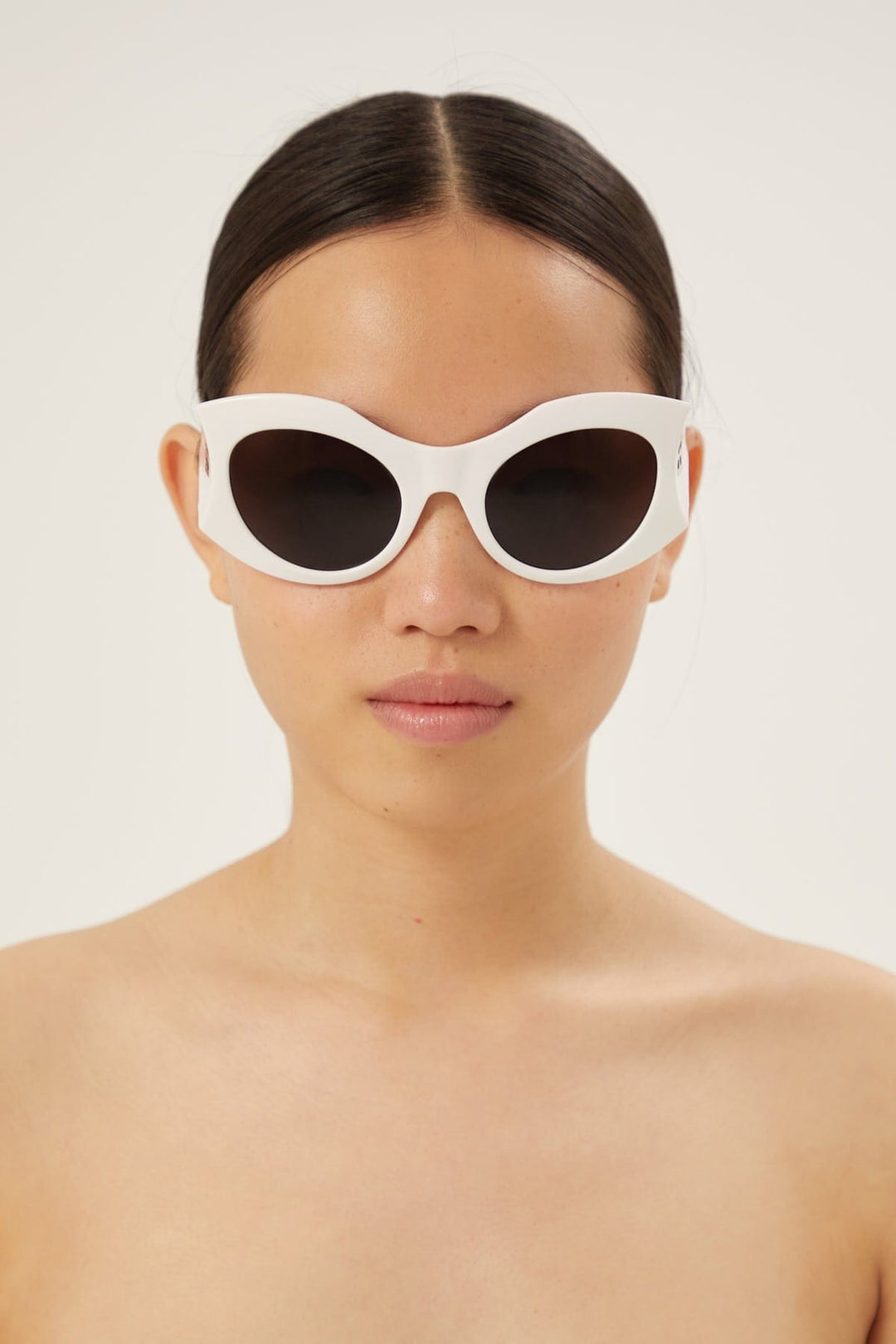 Balenciaga hourglass round sunglasses in white