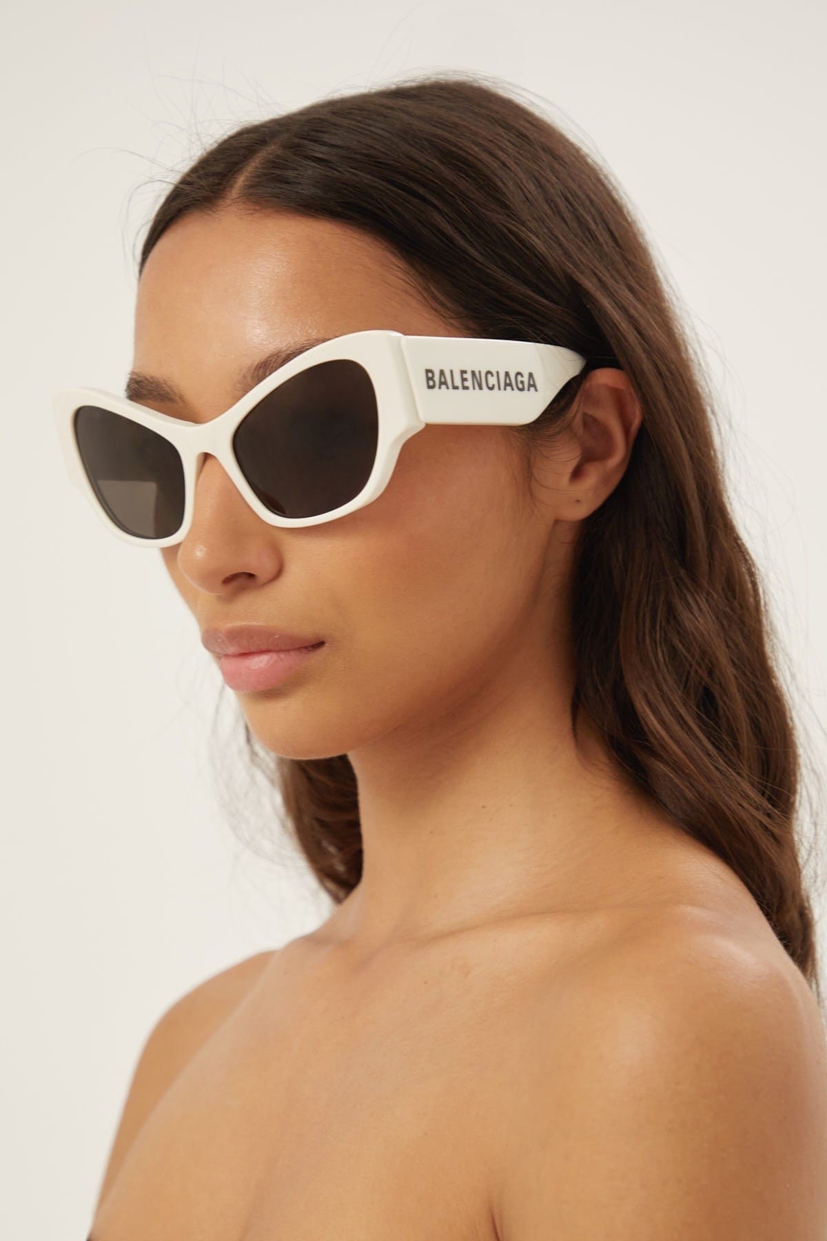 Balenciaga MAX butterfly sunglasses in white