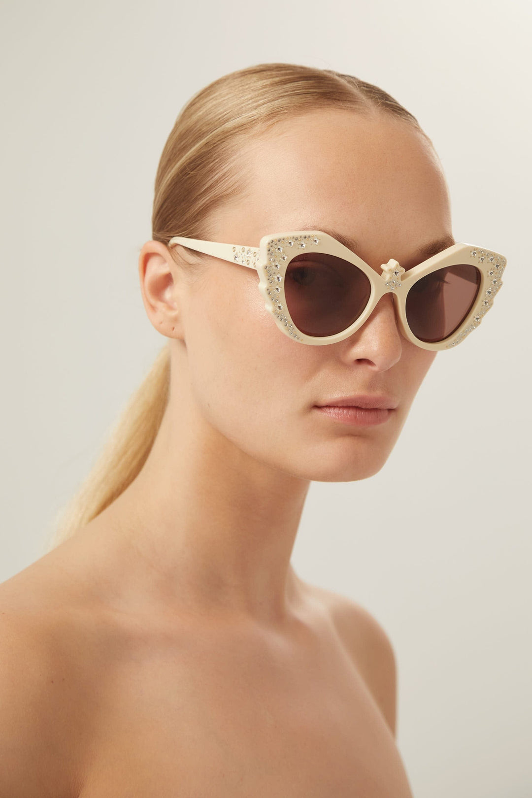 Gucci cat-eye oversized sunglasses with Swarovski