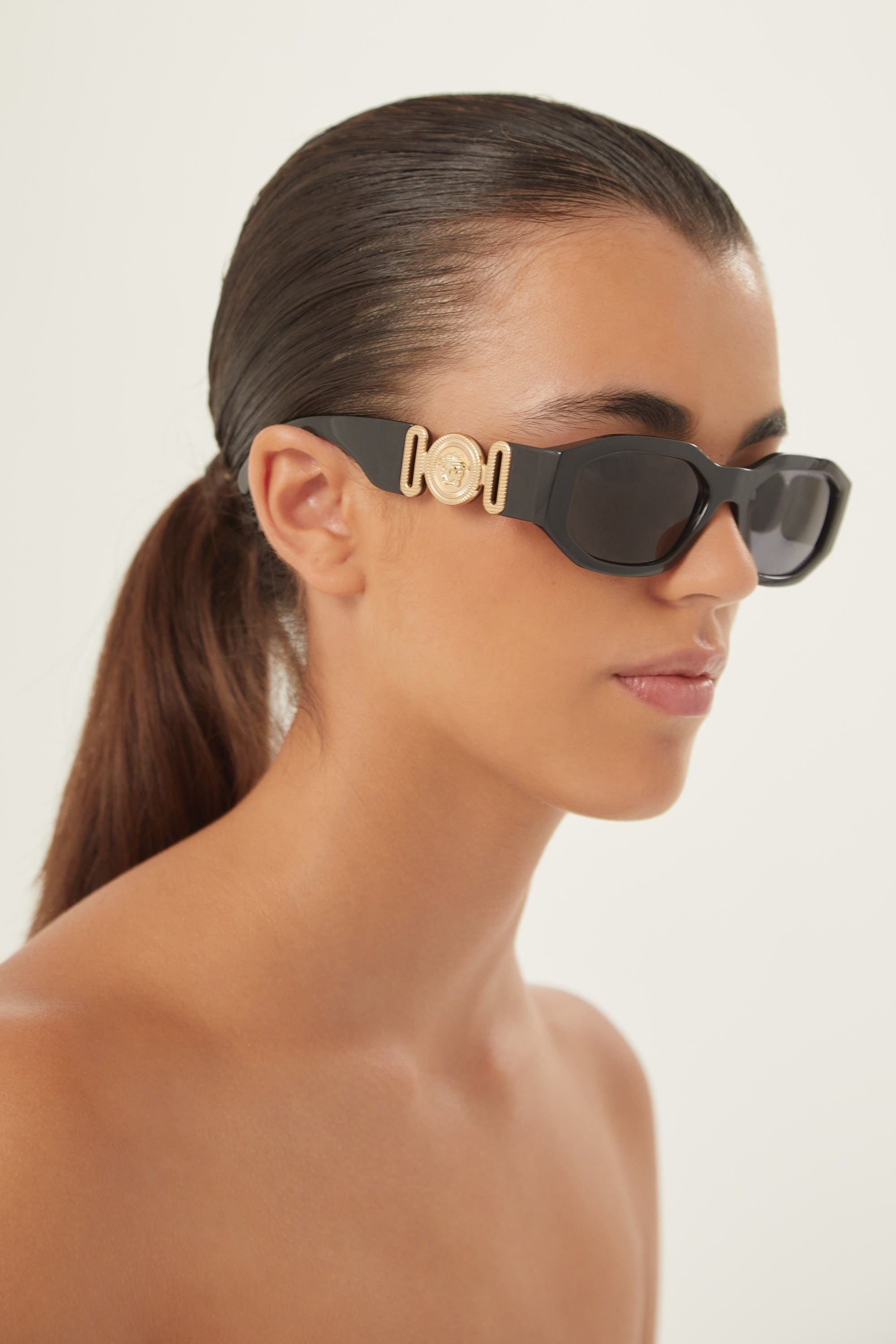 Versace biggie sunglasses in black with iconic jellyfish