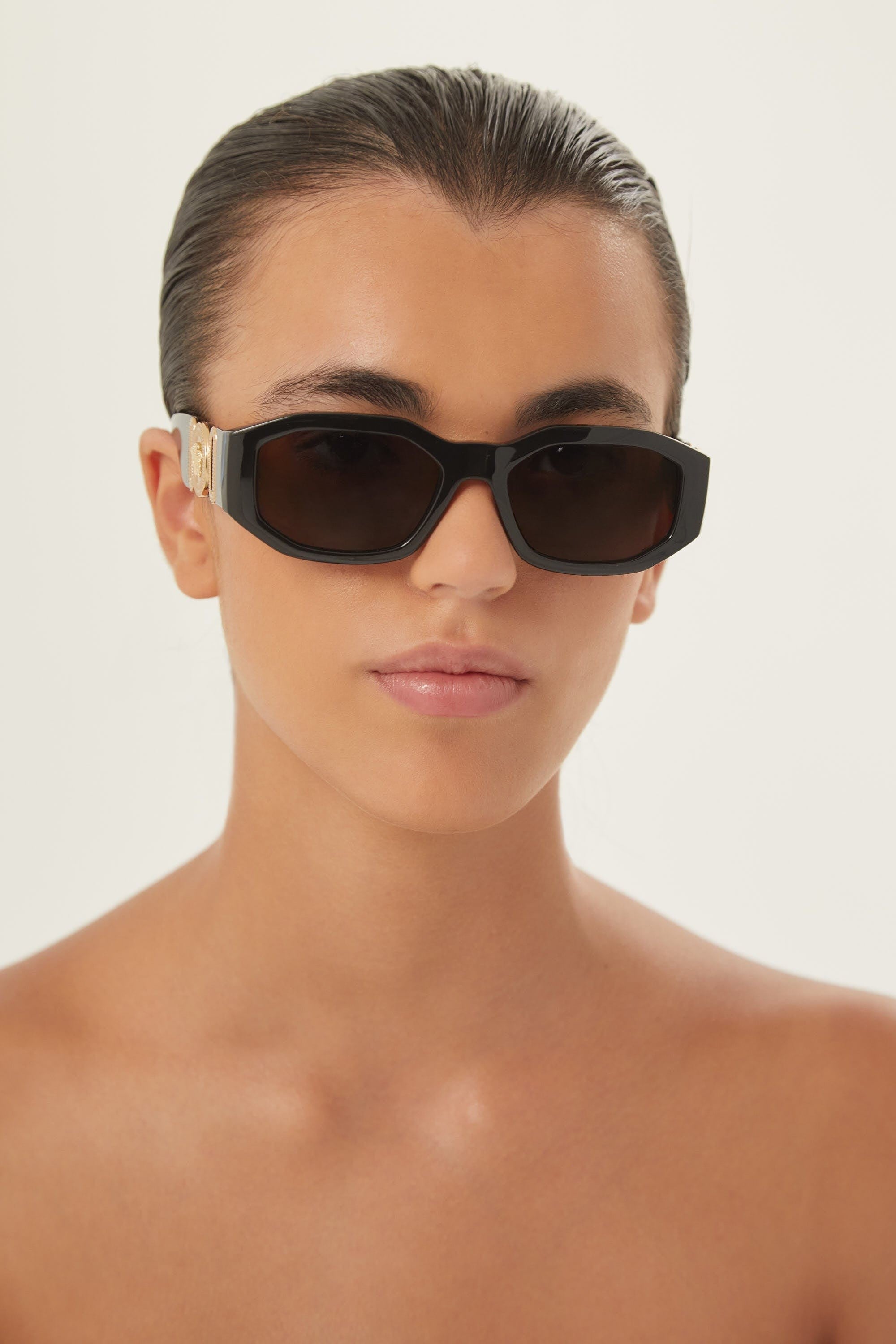 Versace biggie sunglasses in black with iconic jellyfish