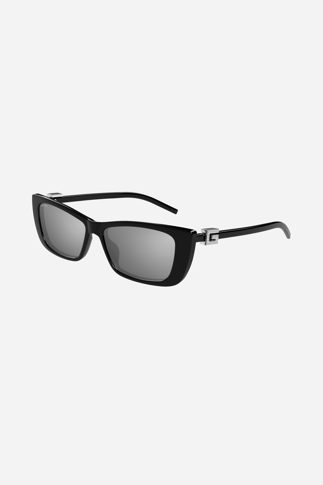 Black cat-eye Gucci sunglasses with silver lense